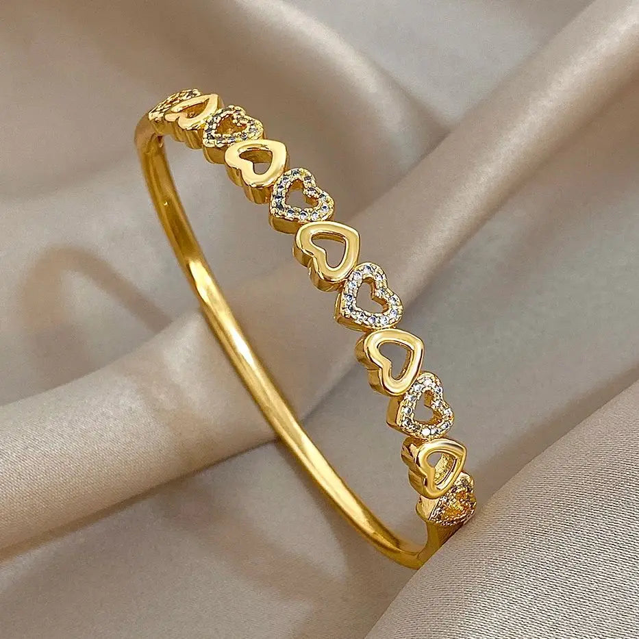 Viola Heart Cuff