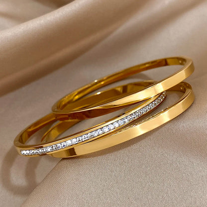 Nora Bangle