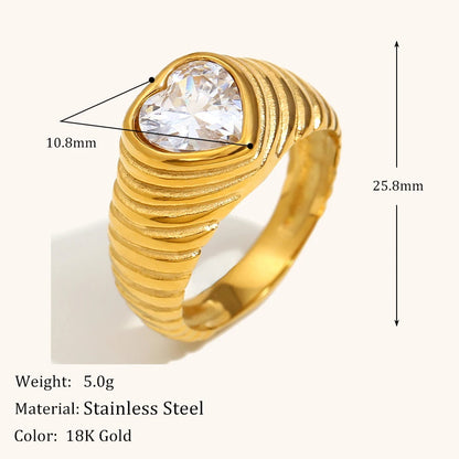 Martina Heart Ring