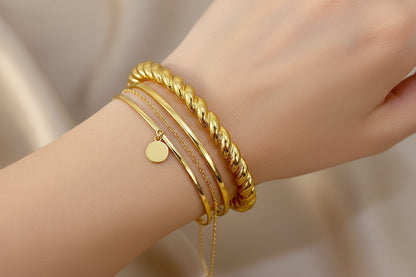 Lisa Twisted Bangle
