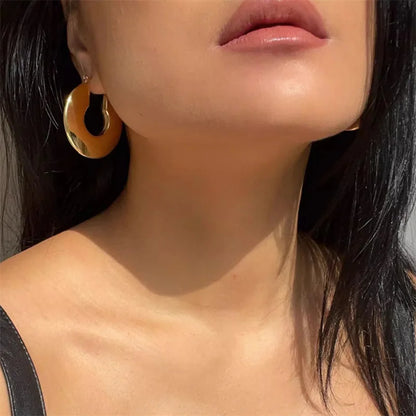 Vera Bold Hoops