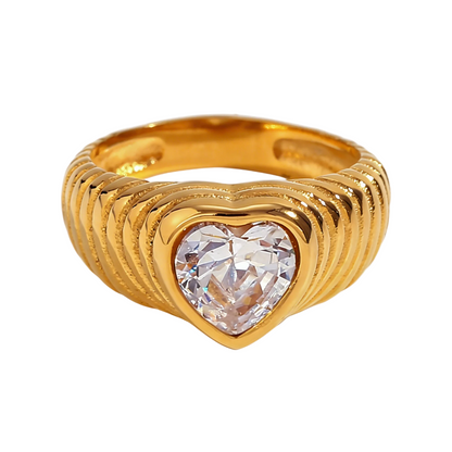 Martina Heart Ring