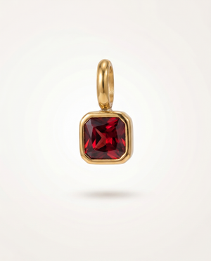 Aurea Birthstone Charm in gold with garnet stone